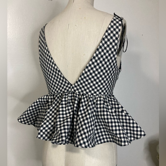 Cottage core gingham peplum milkmaid top - Picture 8 of 10